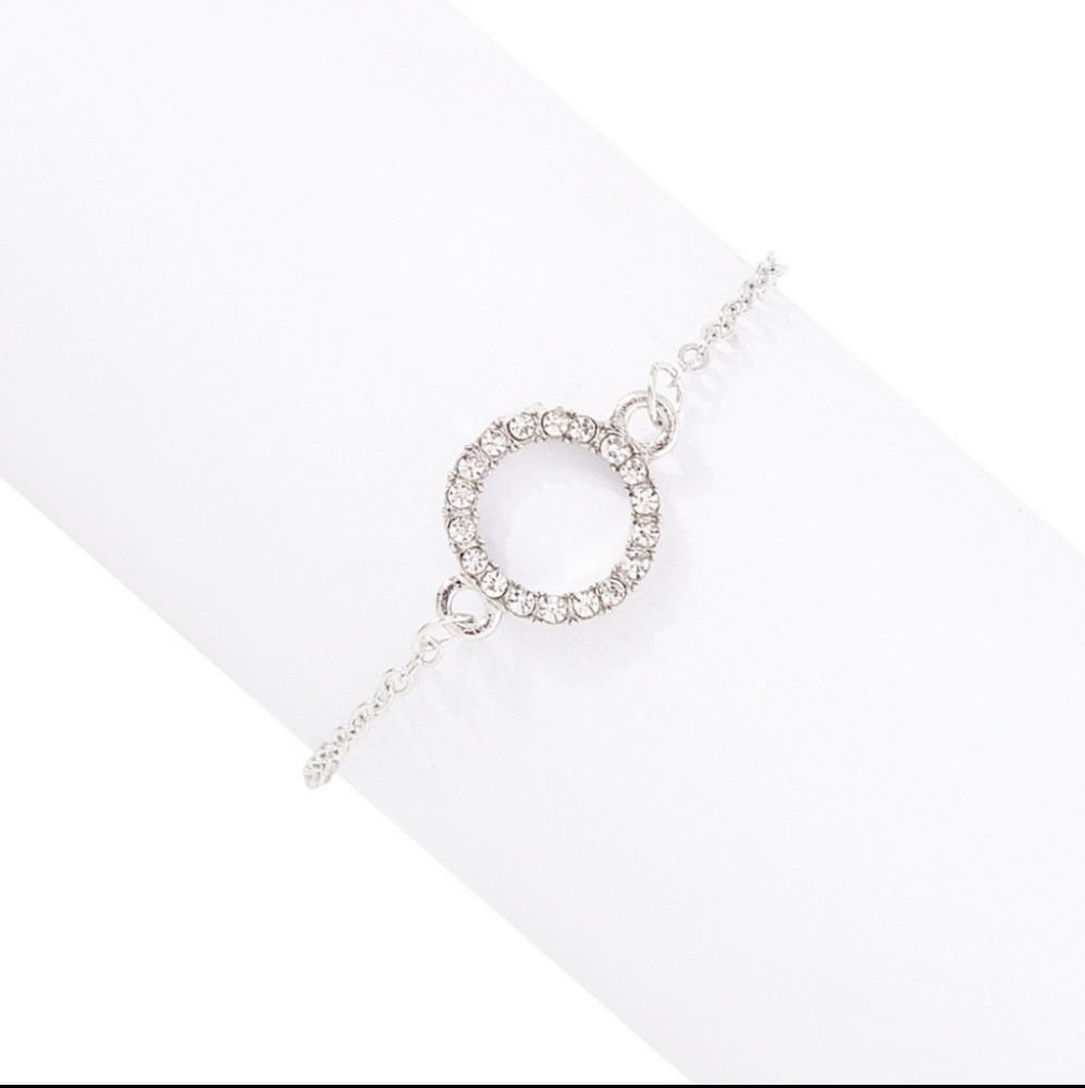 Silver bracelet with CZ circle.